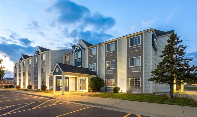 Microtel Inn & Suites Sioux Falls Exterior