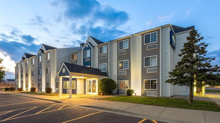 Microtel Inn & Suites Sioux Falls Exterior