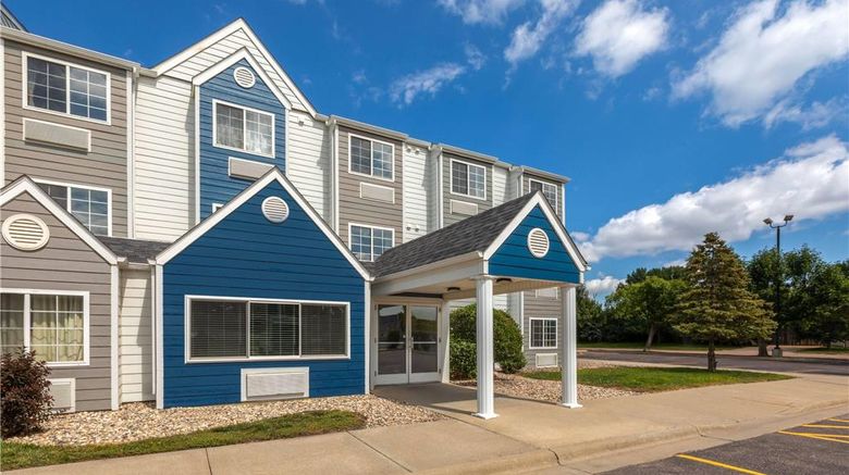 <b>Microtel Inn & Suites Sioux Falls Exterior</b>. Images powered by <a href="https://iceportal.shijigroup.com/" title="IcePortal" target="_blank">IcePortal</a>.