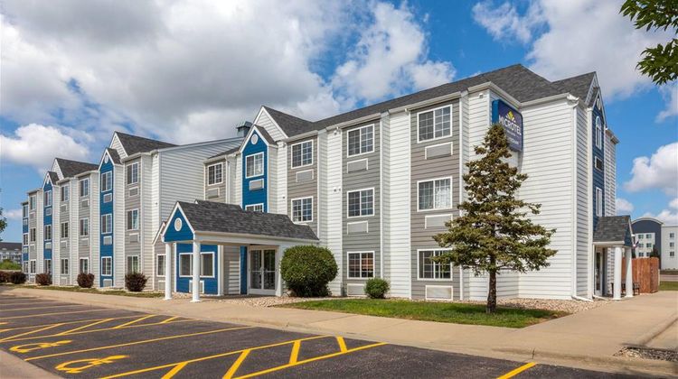 Microtel Inn & Suites Sioux Falls Exterior