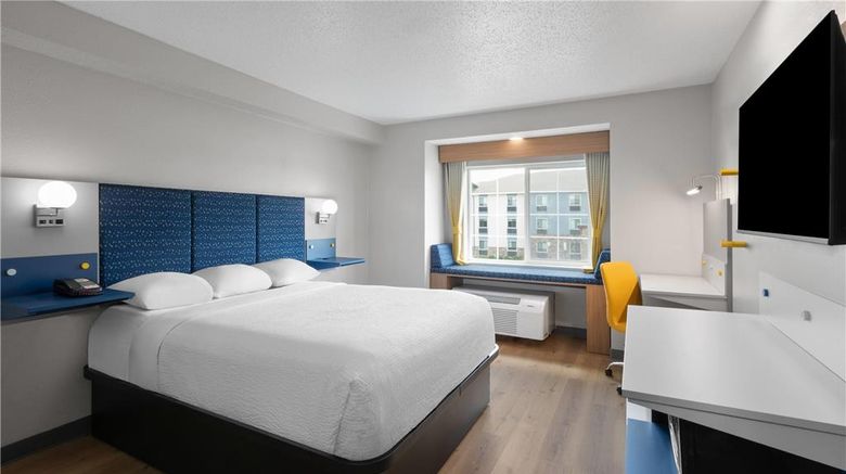 <b>Microtel Inn & Suites Sioux Falls Room</b>. Images powered by <a href="https://iceportal.shijigroup.com/" title="IcePortal" target="_blank">IcePortal</a>.