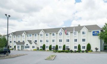 Microtel Inn & Suites by Wyndham Beckley