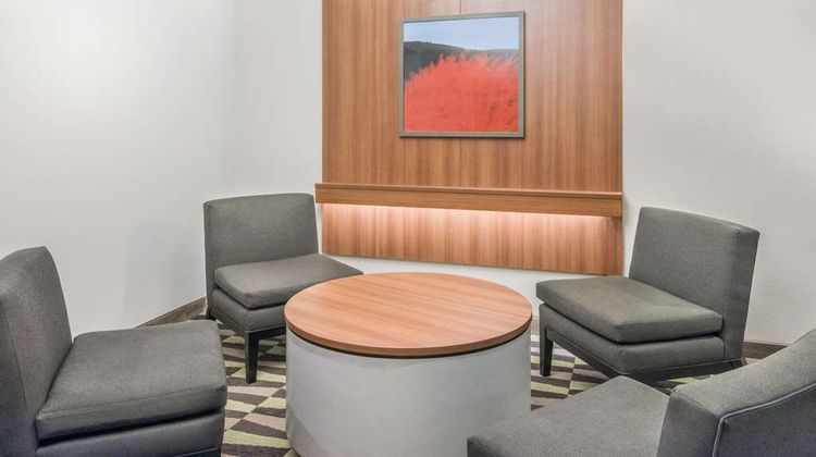 Microtel Inn & Suites Victor/Rochester Lobby