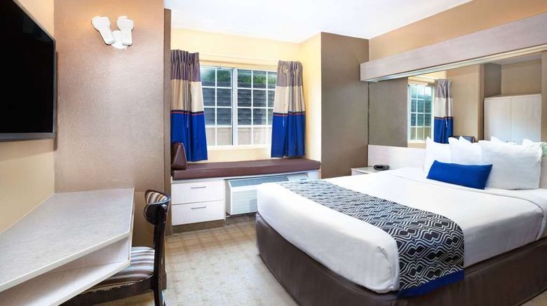 <b>Microtel Inn & Suites Scott/Lafayette Suite</b>. Images powered by <a href="https://iceportal.shijigroup.com/" title="IcePortal" target="_blank">IcePortal</a>.