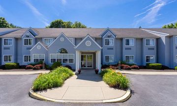 Microtel Inn & Suites Bethel/Danbury