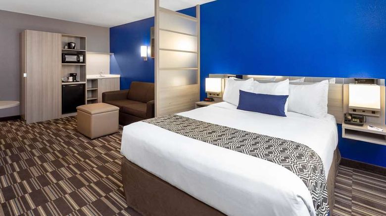 <b>Microtel Inn & Suites Bethel/Danbury Suite</b>. Images powered by <a href="https://iceportal.shijigroup.com/" title="IcePortal" target="_blank">IcePortal</a>.
