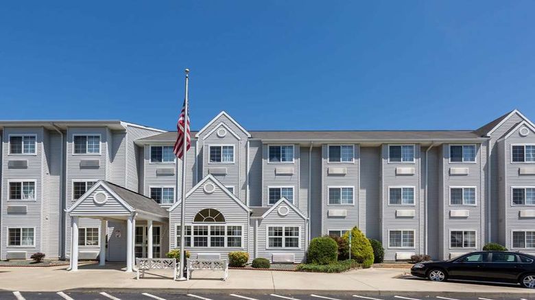 <b>Microtel Inn & Suites Hillsborough Exterior</b>. Images powered by <a href="https://iceportal.shijigroup.com/" title="IcePortal" target="_blank">IcePortal</a>.