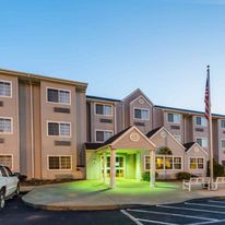 Microtel Inn & Suites Hillsborough