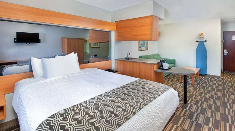 <b>Microtel Inn & Suites Cordova/Memphis Suite</b>. Images powered by <a href="https://iceportal.shijigroup.com/" title="IcePortal" target="_blank">IcePortal</a>.