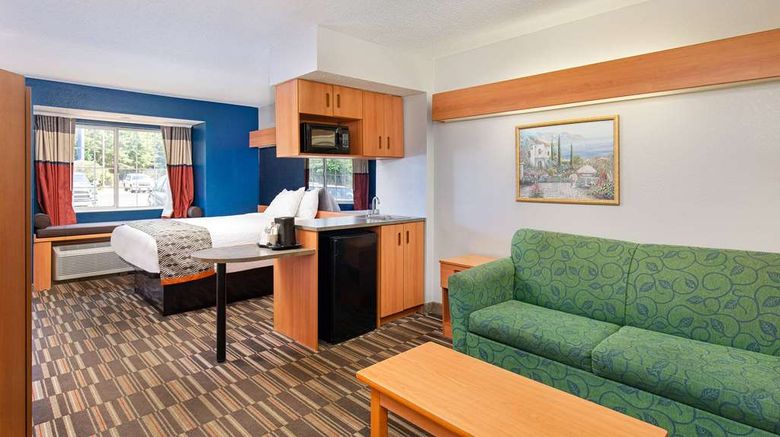 <b>Microtel Inn & Suites Cordova/Memphis Suite</b>. Images powered by <a href="https://iceportal.shijigroup.com/" title="IcePortal" target="_blank">IcePortal</a>.