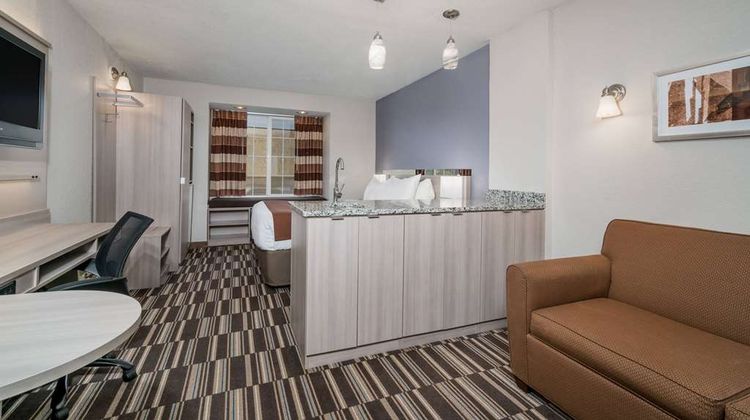 Microtel Inn & Suites Rochester Room