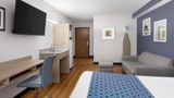 Microtel Inn & Suites by Wyndham Lincoln Room
