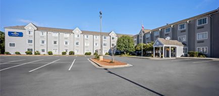 Microtel Inn & Suites Greensboro Exterior