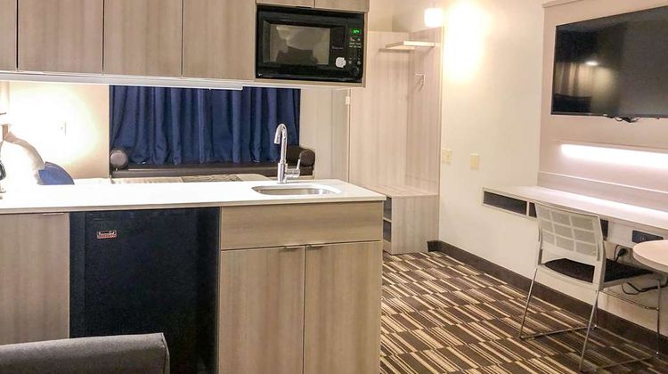 Microtel Inn & Suites Eagan/St Paul Room