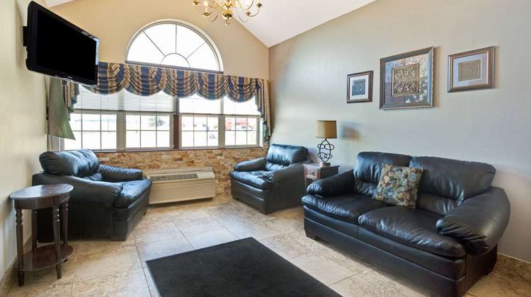 Microtel Inn & Suites Roseville Lobby
