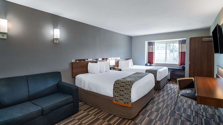 <b>Microtel Inn & Suites Pooler/Savannah Suite</b>. Images powered by <a href="https://iceportal.shijigroup.com/" title="IcePortal" target="_blank">IcePortal</a>.
