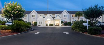 Microtel Inn & Suites Pooler/Savannah Exterior