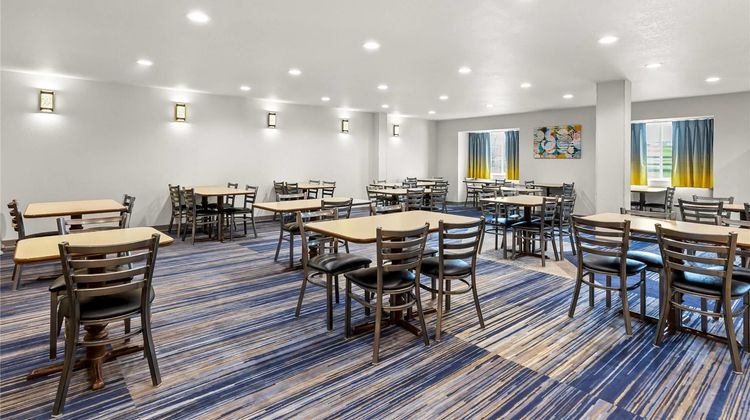 Microtel Inn & Suites Sainte Genevieve Restaurant