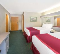Microtel Inn & Suites Chattanooga Room