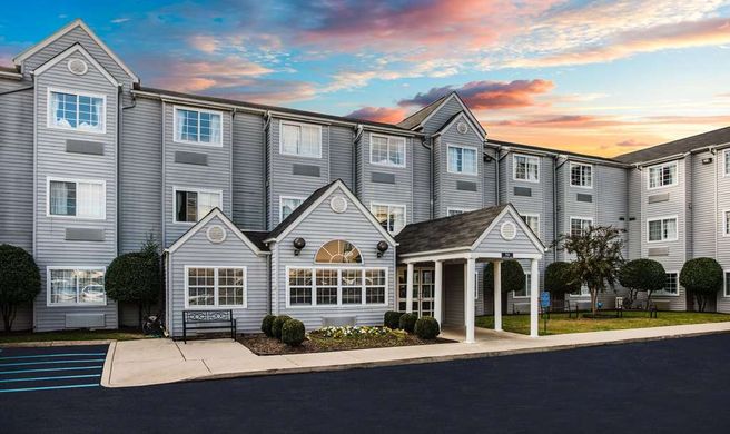 Microtel Inn & Suites Chattanooga Exterior