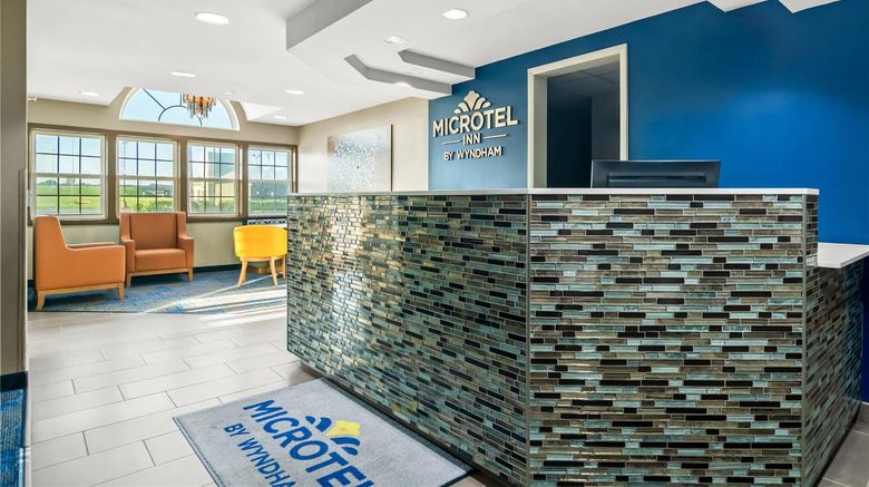 <b>Microtel Inn & Suites by Wyndham Joplin Lobby</b>. Images powered by <a href="https://iceportal.shijigroup.com/" title="IcePortal" target="_blank">IcePortal</a>.