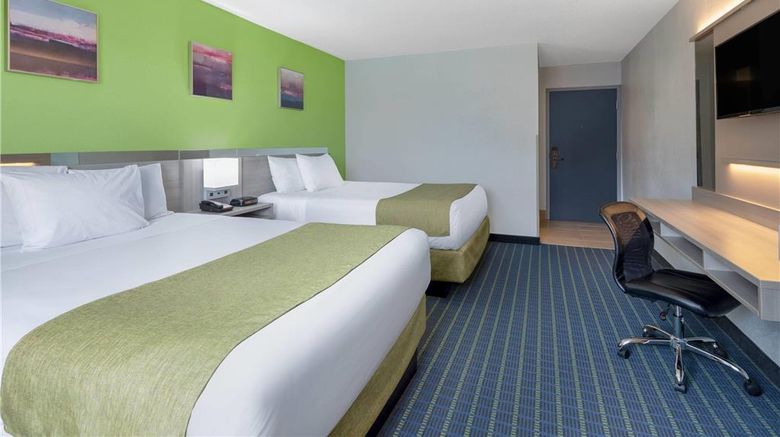 <b>Microtel Inn/Stes Cornelius/Lake Norman Room</b>. Images powered by <a href="https://iceportal.shijigroup.com/" title="IcePortal" target="_blank">IcePortal</a>.