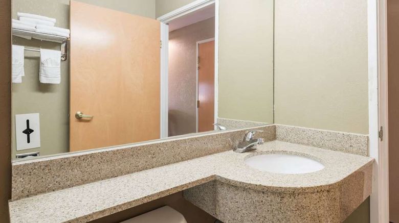 <b>Microtel Inn & SuitesWest Chester Room</b>. Images powered by <a href="https://iceportal.shijigroup.com/" title="IcePortal" target="_blank">IcePortal</a>.