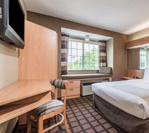 Microtel Inn & SuitesWest Chester Room
