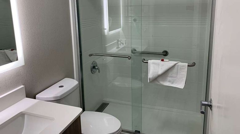 <b>Microtel Inn & Suites Charlotte Arpt Room</b>. Images powered by <a href="https://iceportal.shijigroup.com/" title="IcePortal" target="_blank">IcePortal</a>.