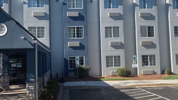 Microtel Inn & Suites Charlotte Arpt Exterior