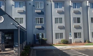 Microtel Inn & Suites Charlotte Arpt