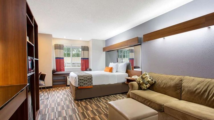 Microtel Inn & Suites Philadelphia Arpt Room