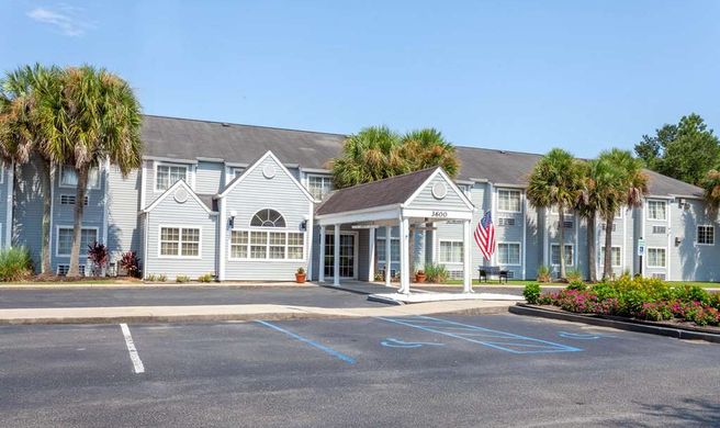 Microtel Inn & Suites Gulf Shores Exterior