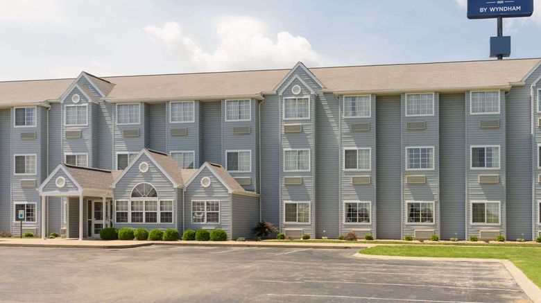 Microtel Inn  and  Suites Bowling Green Exterior. Images powered by <a href="https://iceportal.shijigroup.com" target="_blank" rel="noopener">Ice Portal</a>.