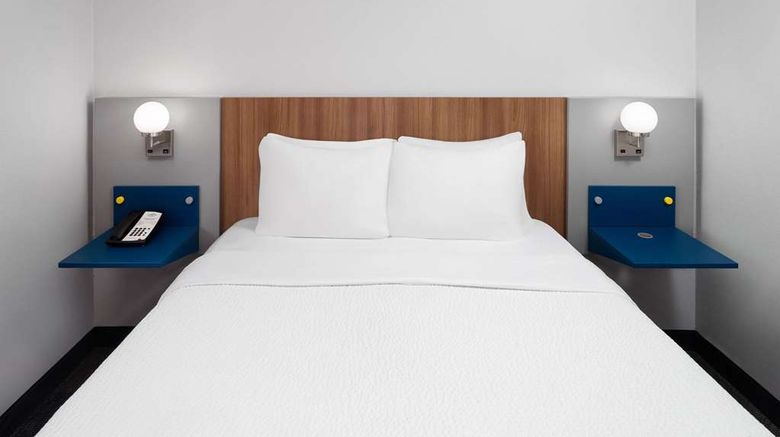 <b>Microtel Inn/Stes by Wyndham Janesville Room</b>. Images powered by <a href="https://iceportal.shijigroup.com/" title="IcePortal" target="_blank">IcePortal</a>.