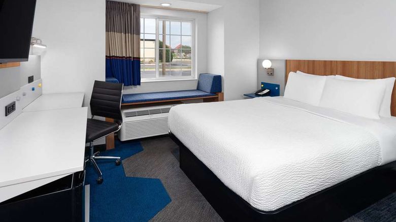<b>Microtel Inn/Stes by Wyndham Janesville Room</b>. Images powered by <a href="https://iceportal.shijigroup.com/" title="IcePortal" target="_blank">IcePortal</a>.