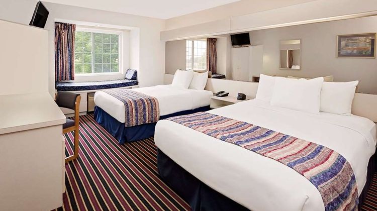 Park Inn Madison East Room