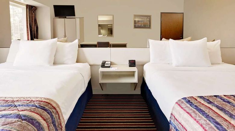 <b>Microtel Inn/Stes by Wyndham Madison E Room</b>. Images powered by <a href="https://iceportal.shijigroup.com/" title="IcePortal" target="_blank">IcePortal</a>.