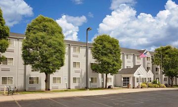 Microtel Inn/Stes by Wyndham Madison E