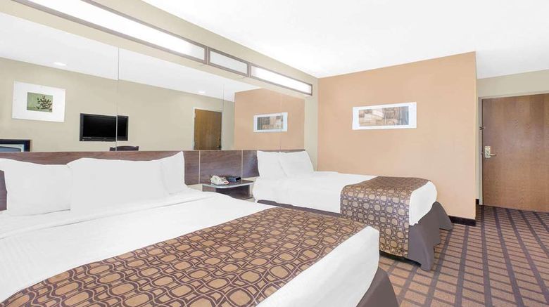 <b>Microtel Inn & Suites Franklin Room</b>. Images powered by <a href="https://iceportal.shijigroup.com/" title="IcePortal" target="_blank">IcePortal</a>.