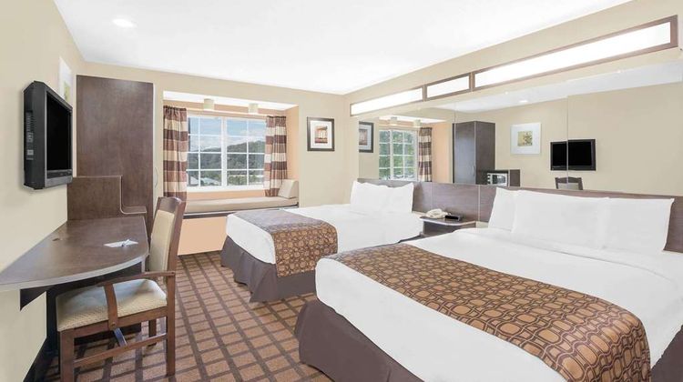 Microtel Inn & Suites Franklin Room