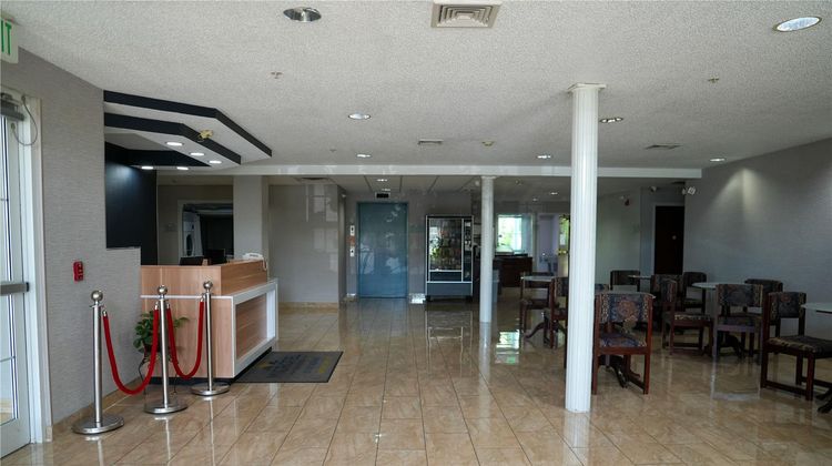 Microtel Inn & Suites Hagerstown Lobby