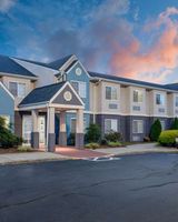 Microtel Inn & Suites Burlington