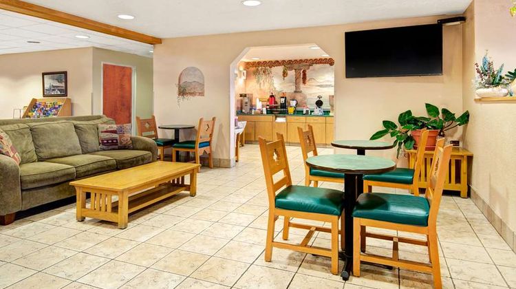 Microtel Inn & Suites Albuquerque West Lobby