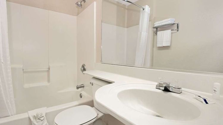Microtel Inn & Suites Albuquerque West Room