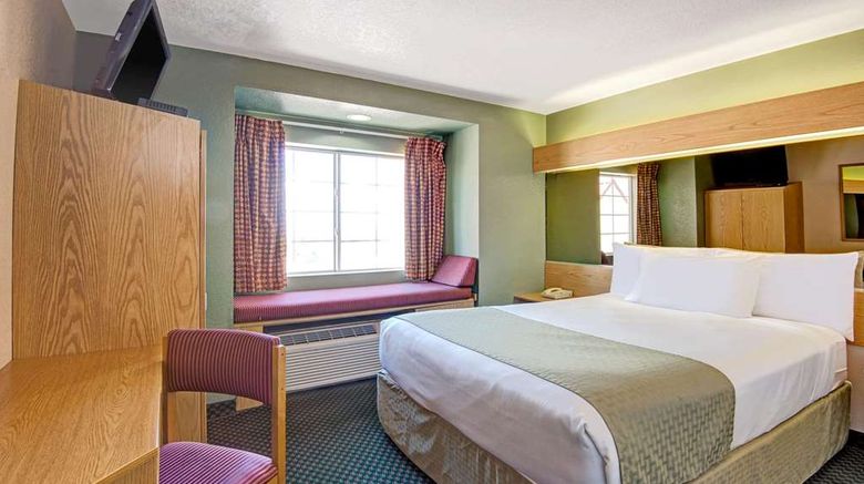 <b>Microtel Inn & Suites Albuquerque West Room</b>. Images powered by <a href="https://iceportal.shijigroup.com/" title="IcePortal" target="_blank">IcePortal</a>.