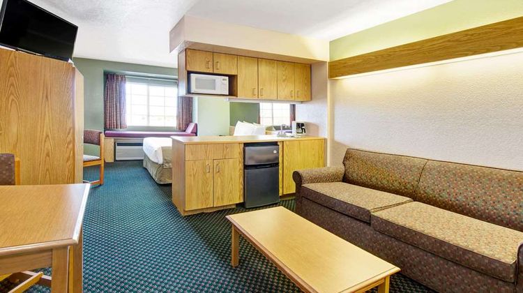 Microtel Inn & Suites Albuquerque West Suite