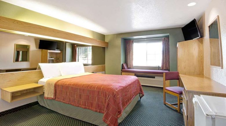 <b>Microtel Inn & Suites Albuquerque West Room</b>. Images powered by <a href="https://iceportal.shijigroup.com/" title="IcePortal" target="_blank">IcePortal</a>.