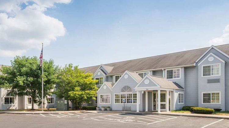 Microtel Inn & Suites Seneca Falls Exterior