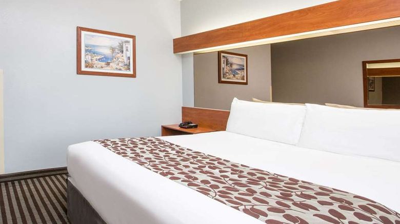 <b>Microtel Inn & Suites  Garland/Dallas Room</b>. Images powered by <a href="https://iceportal.shijigroup.com/" title="IcePortal" target="_blank">IcePortal</a>.